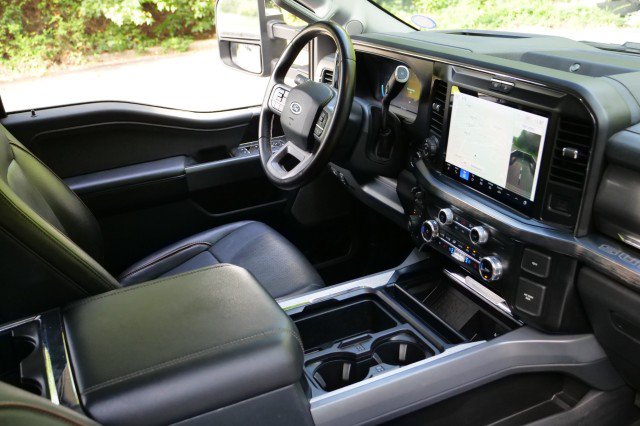 Used 2025 Ford F350 Lariat w/ Lariat Ultimate Package AWD/4WD image 53