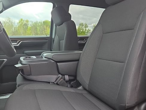 New 2026 Chevrolet Silverado 1500 LT AWD/4WD image 12