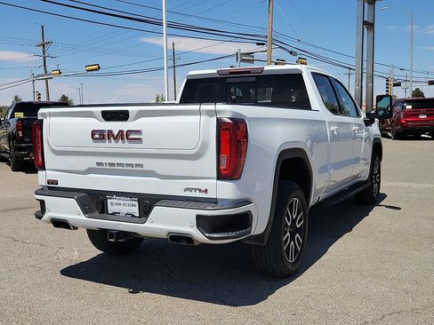Used 2021 GMC Sierra 1500 AT4 w/ AT4 Preferred Package AWD/4WD image 12