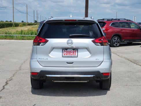 Used 2019 Nissan Rogue SV FWD image 6
