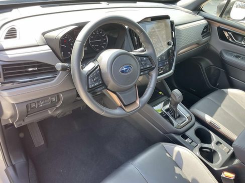Used 2025 Subaru Forester Sport AWD/4WD image 3