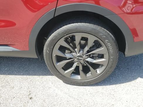 Certified 2023 Kia Sorento SX Prestige AWD/4WD image 5