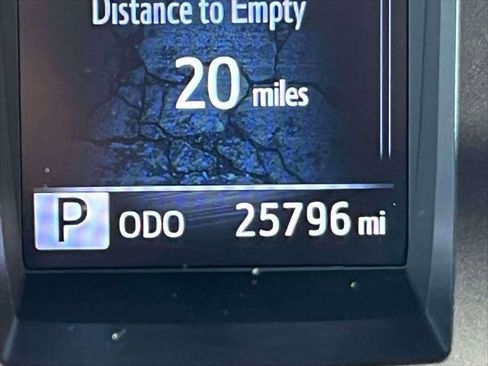 Certified 2023 Toyota Tacoma TRD Off-Road image 29