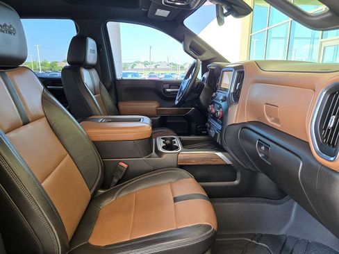 Used 2022 Chevrolet Silverado 1500 High Country AWD/4WD image 27