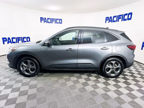 Certified 2025 Ford Escape ST-Line image 5