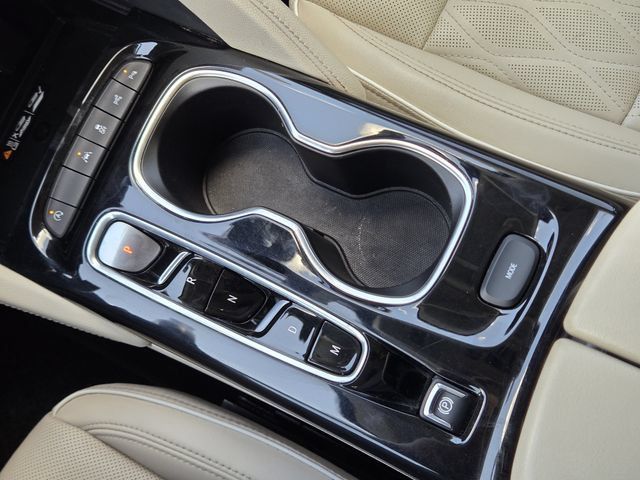 Used 2023 Buick Envision Avenir FWD image 20