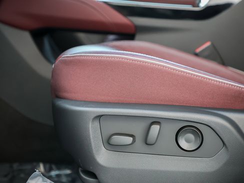 New 2026 Buick Envision Sport Touring image 14