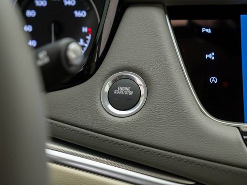 New 2026 Cadillac XT5 Premium Luxury w/ LPO, Floor Liner Package image 20