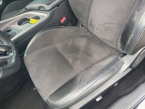 Used 2022 Dodge Challenger R/T Scat Pack RWD image 23