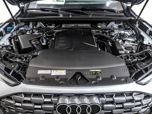 New 2025 Audi Q5 Premium image 11