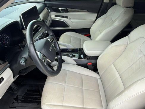 Used 2022 Kia Telluride EX w/ EX Premium Package AWD/4WD image 5