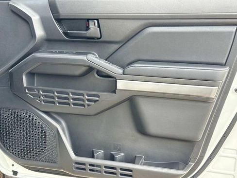 New 2026 Toyota Tacoma SR5 image 15