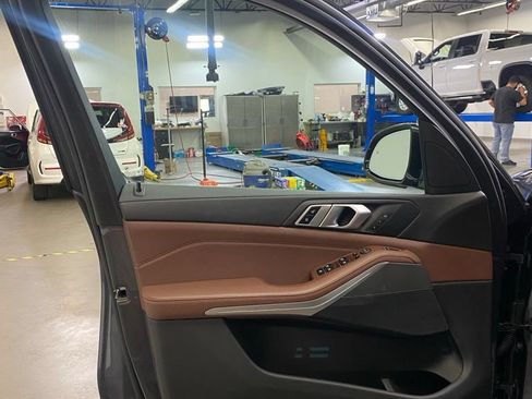Used 2019 BMW X5 xDrive40i w/ Premium Package 2 AWD/4WD image 19