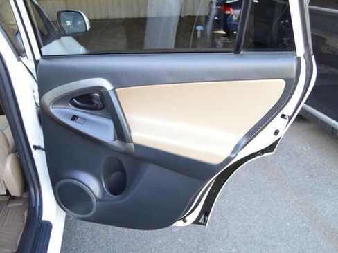 Used 2012 Toyota RAV4 Limited image 51