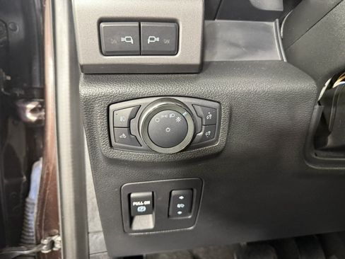 Used 2019 Ford F150 XLT w/ Equipment Group 302A Luxury RWD image 20