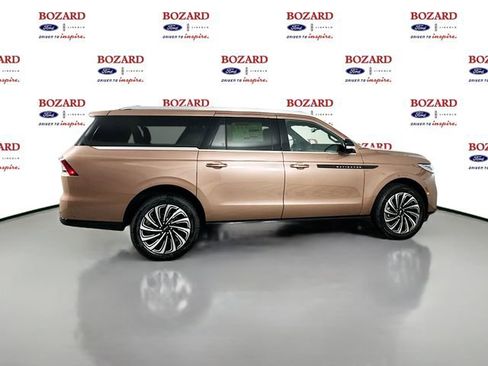 New 2025 Lincoln Navigator L Black Label image 8