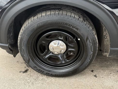 Used 2022 Ford Explorer 4WD Police Interceptor image 32