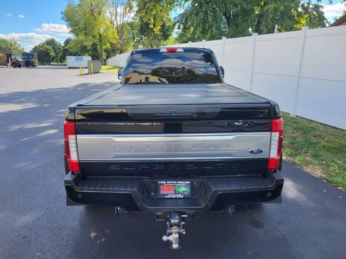 Used 2017 Ford F450 Platinum w/ Platinum Ultimate Package image 4