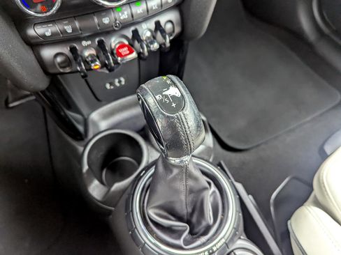 Used 2017 MINI Cooper S image 32