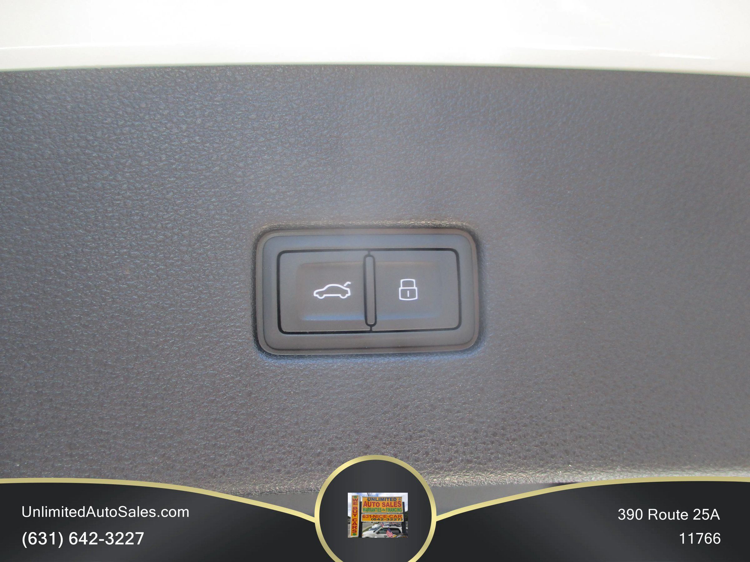 Used 2021 Audi Q8 Premium Plus w/ Premium Plus Package AWD/4WD image 14