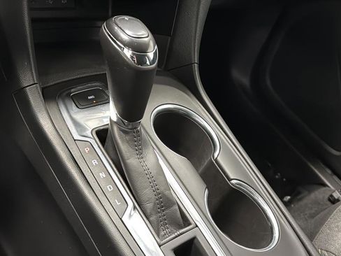 Used 2019 Chevrolet Equinox LT AWD/4WD image 18