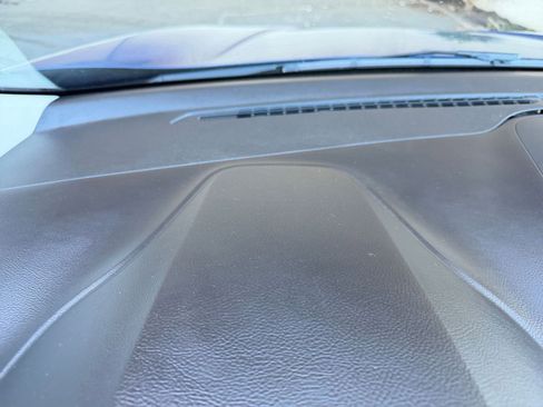 Used 2024 Ford Edge SEL image 34