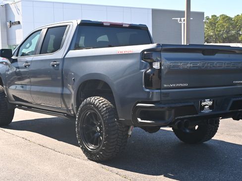 Used 2021 Chevrolet Silverado 1500 Custom Trail Boss w/ Safety Confidence Package image 11