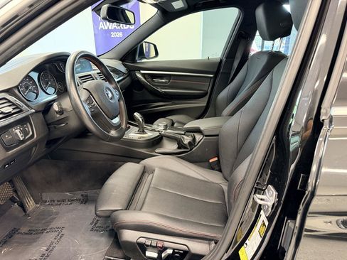 Used 2018 BMW 330i Sedan RWD image 15