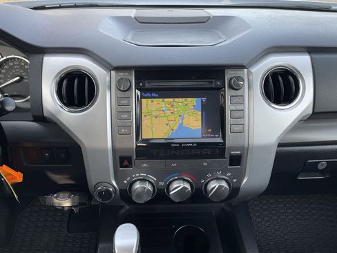 Used 2015 Toyota Tundra SR5 image 13