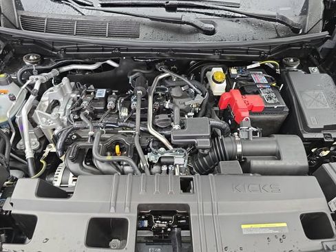 Certified 2025 Nissan Kicks SV FWD image 29