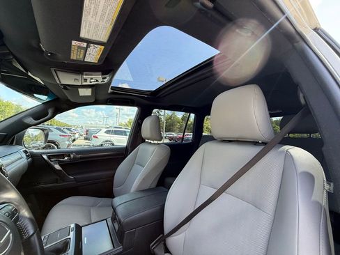 Used 2023 Lexus GX 460 w/ Black Line Special Edition image 23