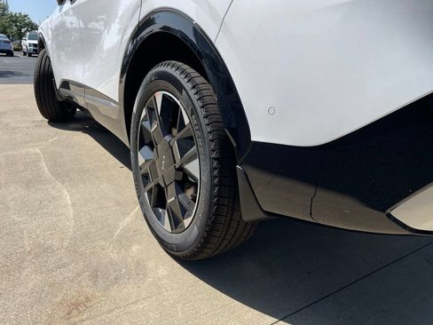 New 2026 Kia Sportage SX AWD/4WD image 18