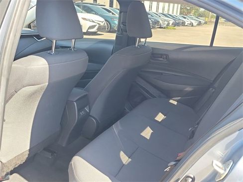 Used 2023 Toyota Corolla LE image 6