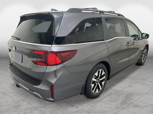 New 2026 Honda Odyssey EX-L image 5