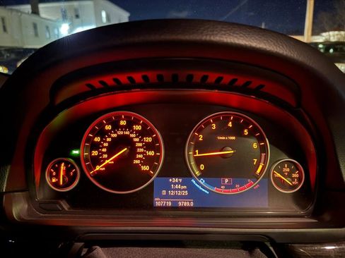 Used 2013 BMW 528i xDrive Sedan image 19