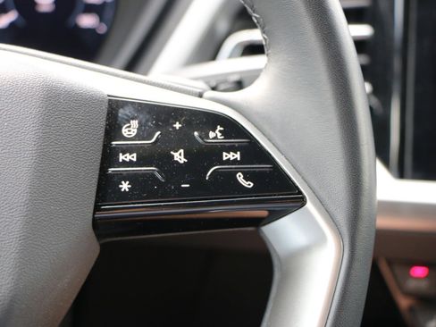 Used 2023 Audi Q4 e-tron Premium Plus w/ Premium Plus image 20