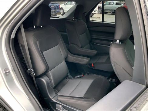 Certified 2023 Ford Explorer XLT image 18
