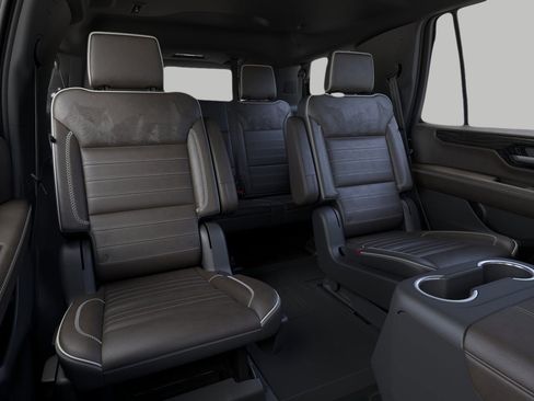 New 2026 GMC Yukon Denali Ultimate w/ LPO, Floor Liner Package image 17