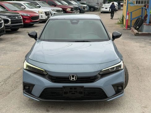 Used 2023 Honda Civic Sport image 5