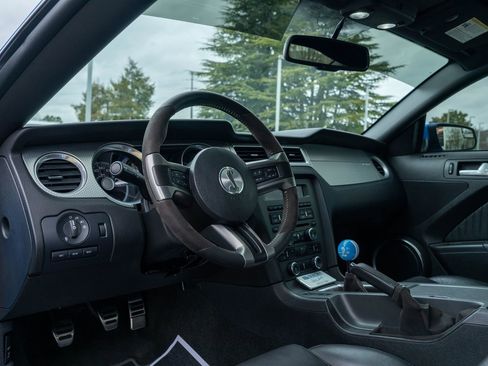 Used 2012 Ford Mustang Shelby GT500 w/ SVT Performance Pkg image 21