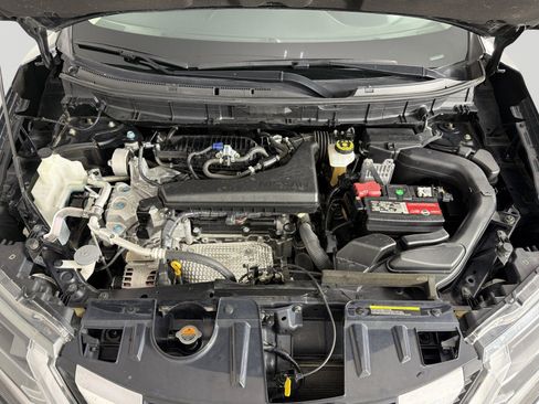 Used 2020 Nissan Rogue SV w/ Premium Package AWD/4WD image 6