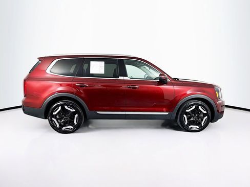 Used 2024 Kia Telluride S w/ S Sunroof Package image 11