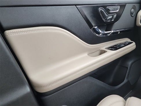 New 2026 Lincoln Corsair Reserve image 35