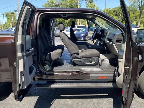 Used 2018 Ford F150 XL w/ Equipment Group 101A Mid AWD/4WD image 9