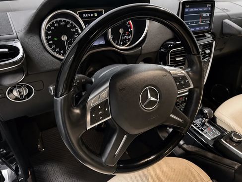 Used 2013 Mercedes-Benz G 550 image 9