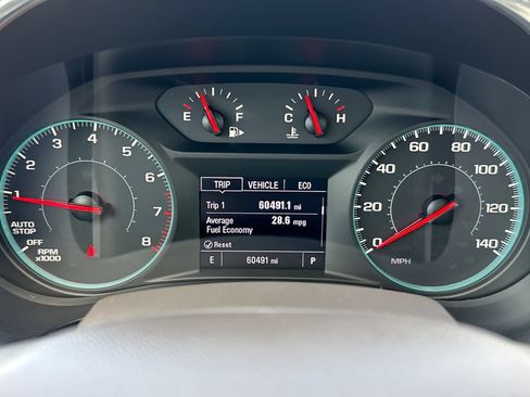 Used 2021 Chevrolet Malibu LT w/ Leather Package FWD image 10