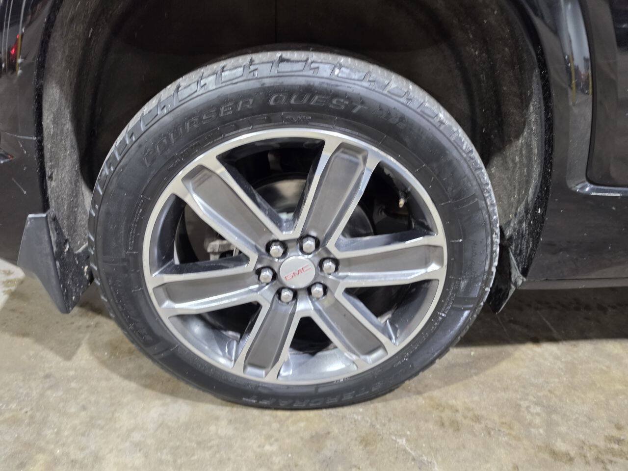 Used 2017 GMC Acadia Denali w/ LPO, Protection Package AWD/4WD image 21