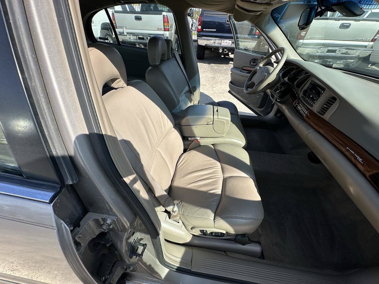 Used 2000 Buick Le Sabre Custom w/ Prestige Opt Pkg FWD image 22