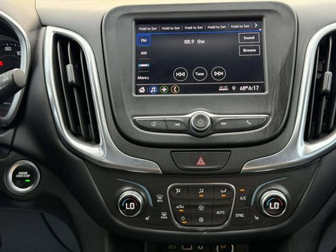 Used 2021 Chevrolet Equinox LT AWD/4WD image 33