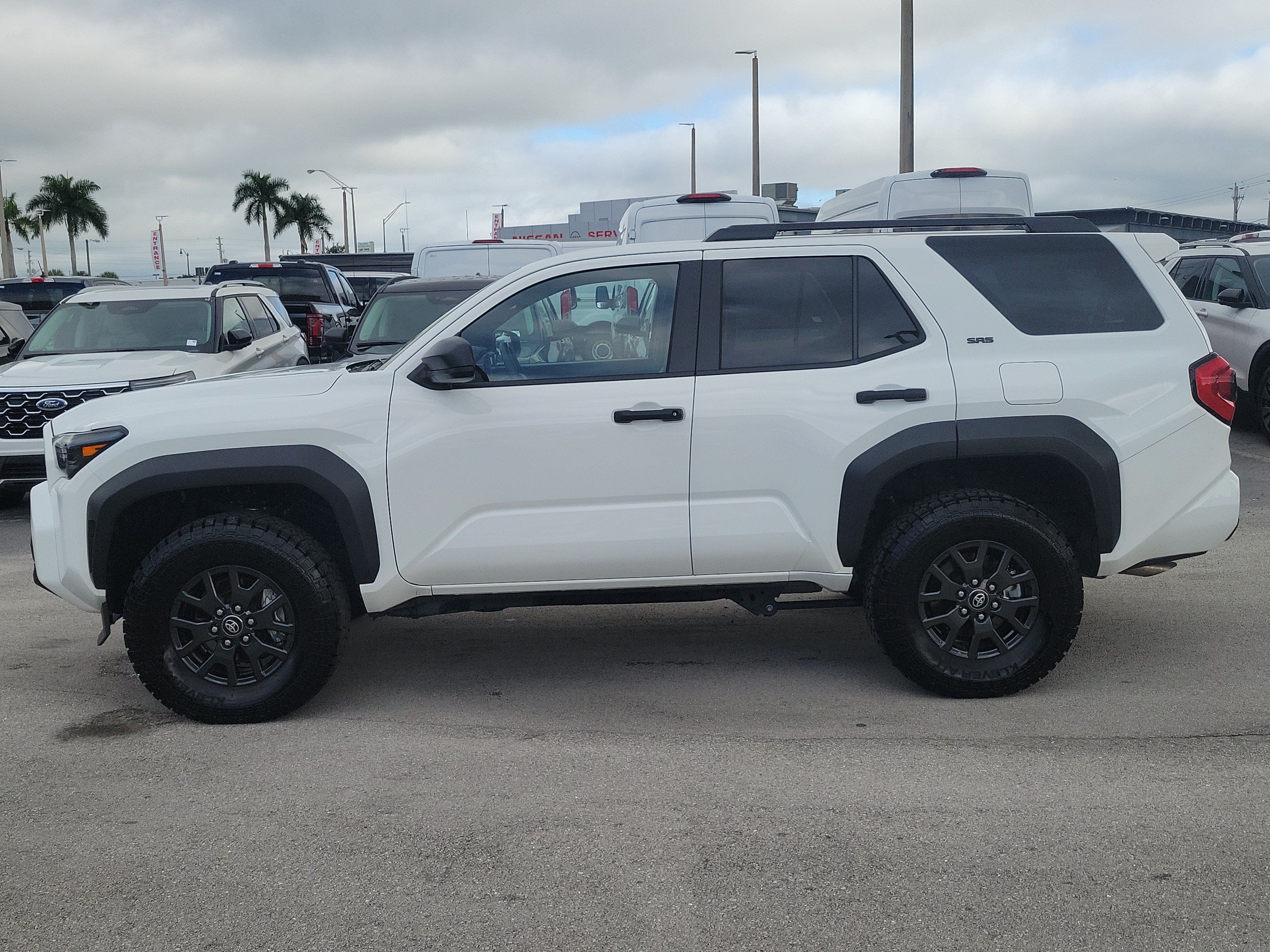 Used 2026 Toyota 4Runner SR5 AWD/4WD image 8